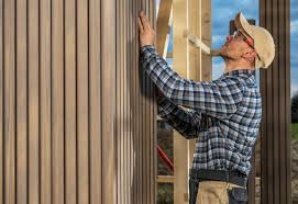 How To Choose The Right Materials for Your Siding Installation in 'Bonadelle Ranchos, CA